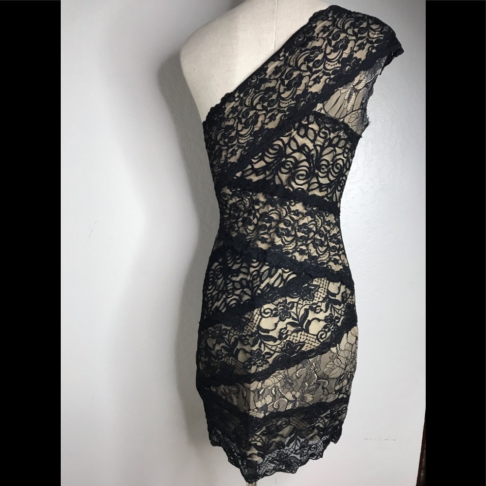 BEBE Black One Shoulder Form Fitting Dress Small - Picture 3 of 6